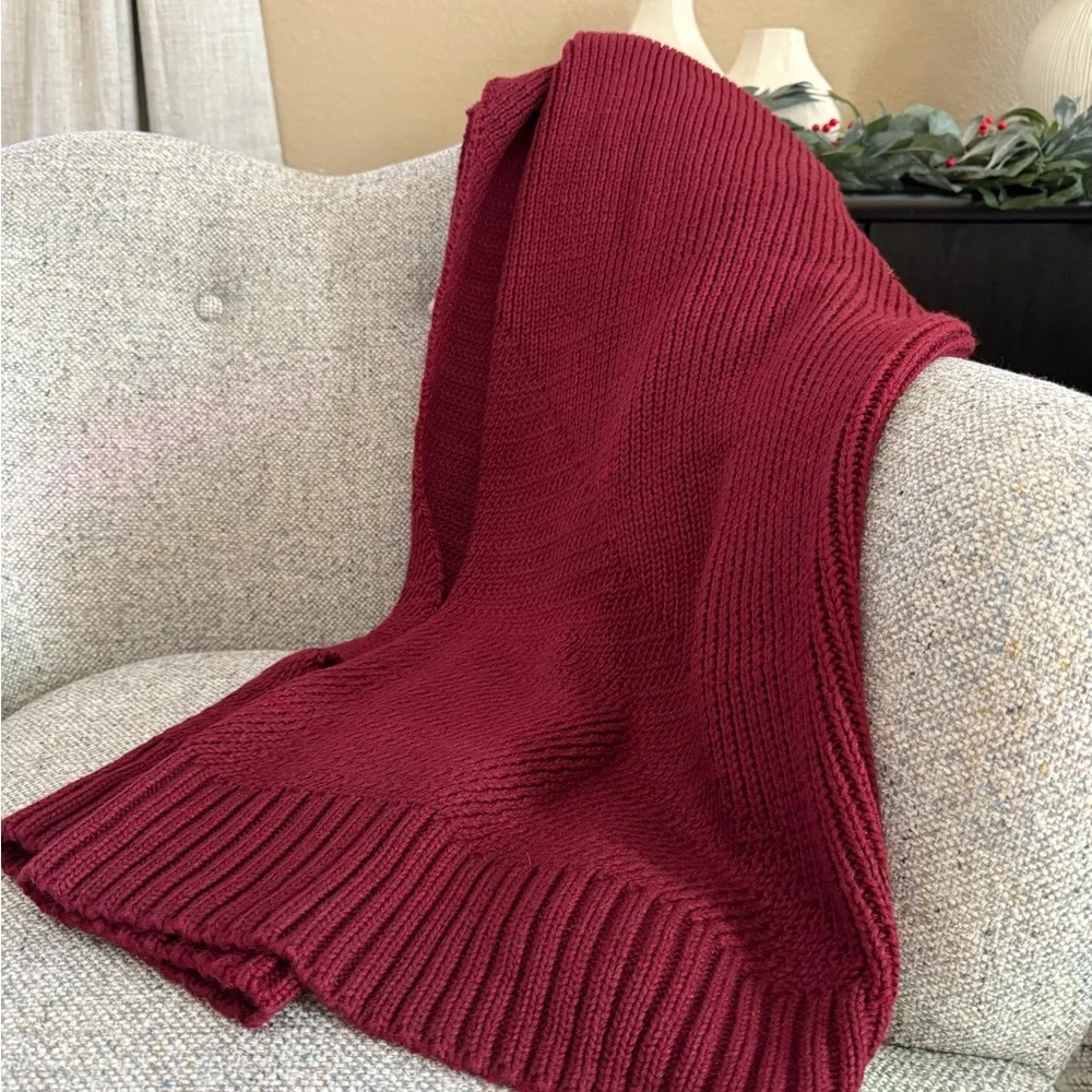 Crate & Barrel Sweater Knit Garnet Throw Blanket — 70”x55” NWOT